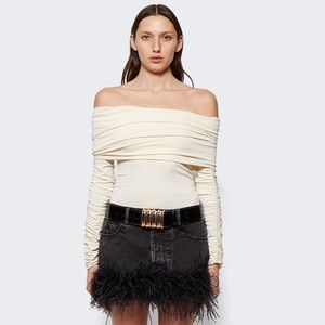 KHAITE Zuri Off-shoulder Long-sleeve Top